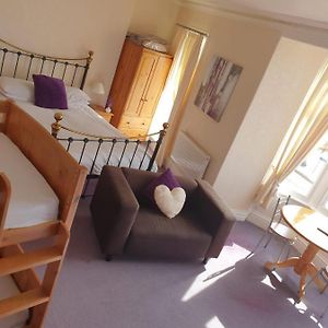 Familien-Zimmer